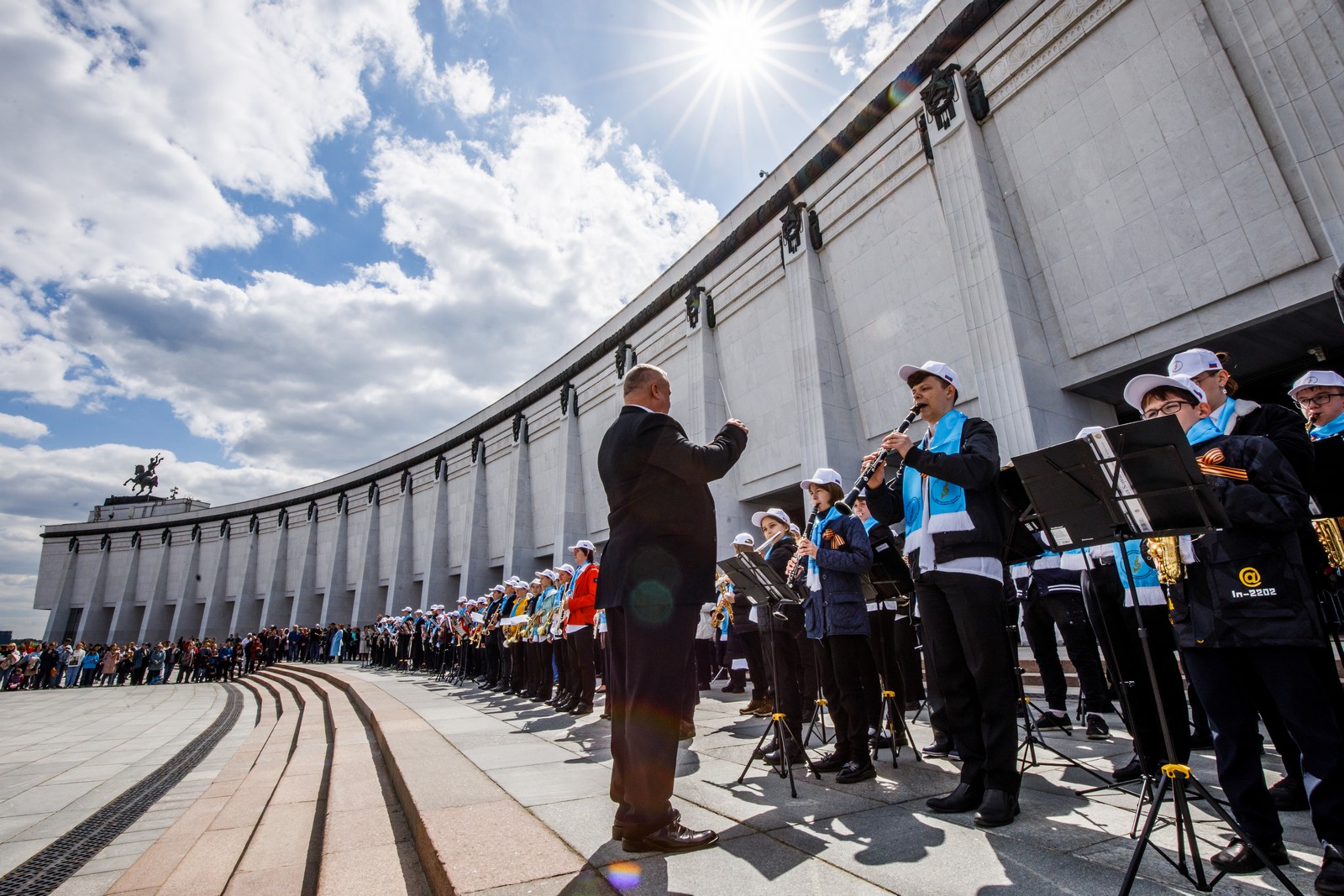 Московские школьники поздравят героев России в Музее Победы